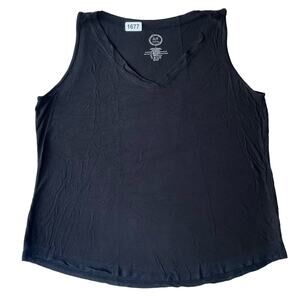 Maurices Women’s Sleeveless V-neck Blouse size L, Solid Black